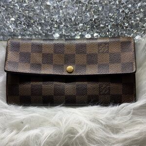 100% AUTHENTIC 🤎 Classic Brown Damier Azur Pattern Coated Canvas Wallet Clutch